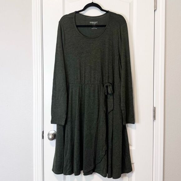Torrid Super Soft Plush Green At The Knee Hacci Faux Wrap Dress Women’s Size 3X - Picture 2 of 11
